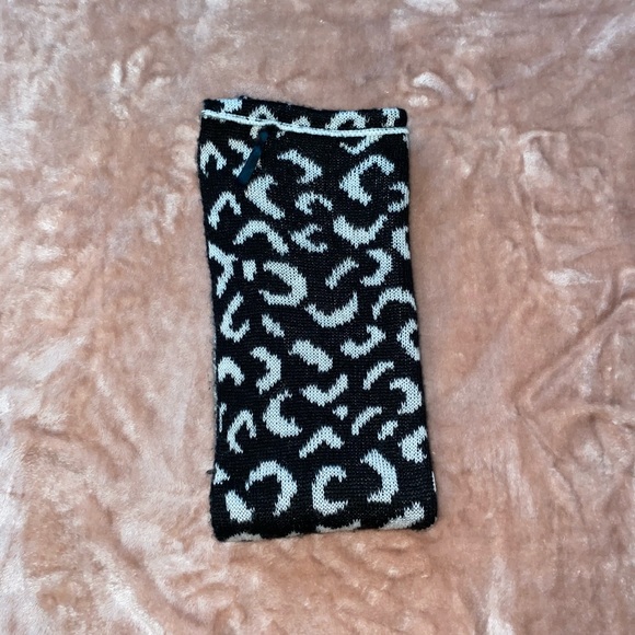 Infinity Scarf - Picture 4 of 6